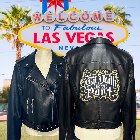 Levi's Jackets & Blazers - Levi’s faux leather embroidered jacket